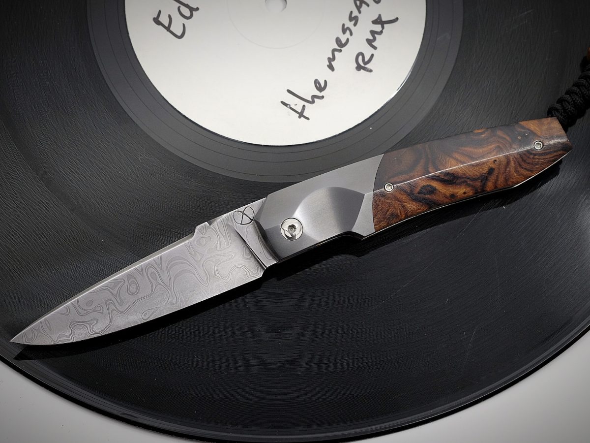 Typhon 2.0 damas inox labyrinthe / zirconium / Bois de fer d'Arizona